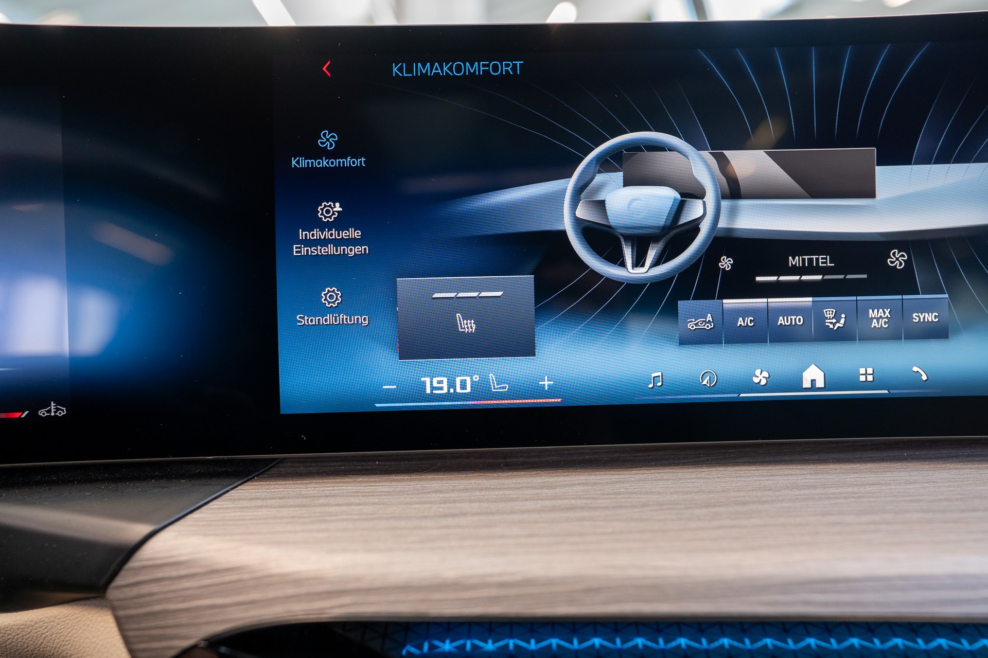 BMW M440i xDrive Gran Coupé / LCI / Panorama-Schiebedach / Head-Up Display-image-21