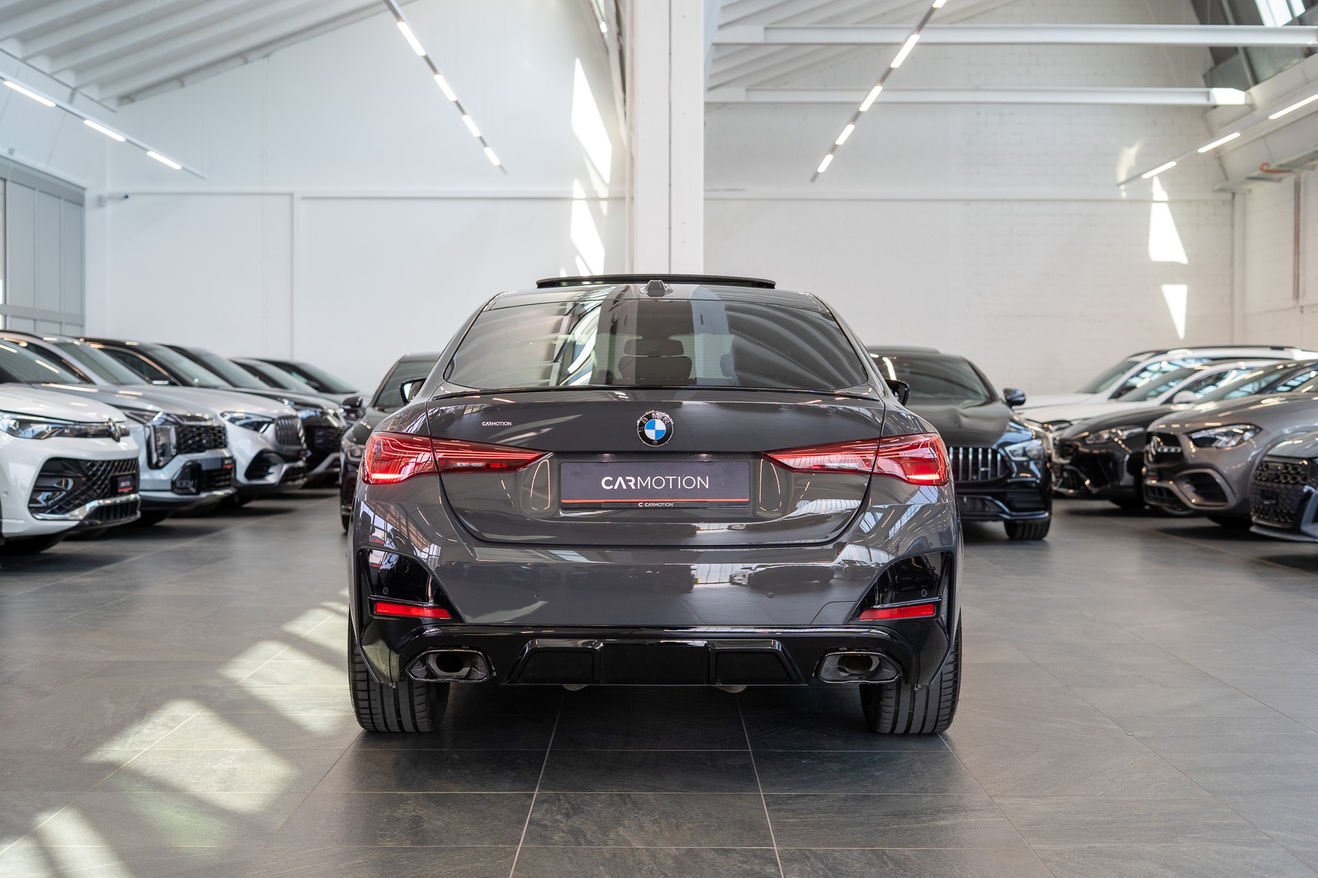 BMW M440i xDrive Gran Coupé / LCI / Panorama-Schiebedach / Head-Up Display-image-4