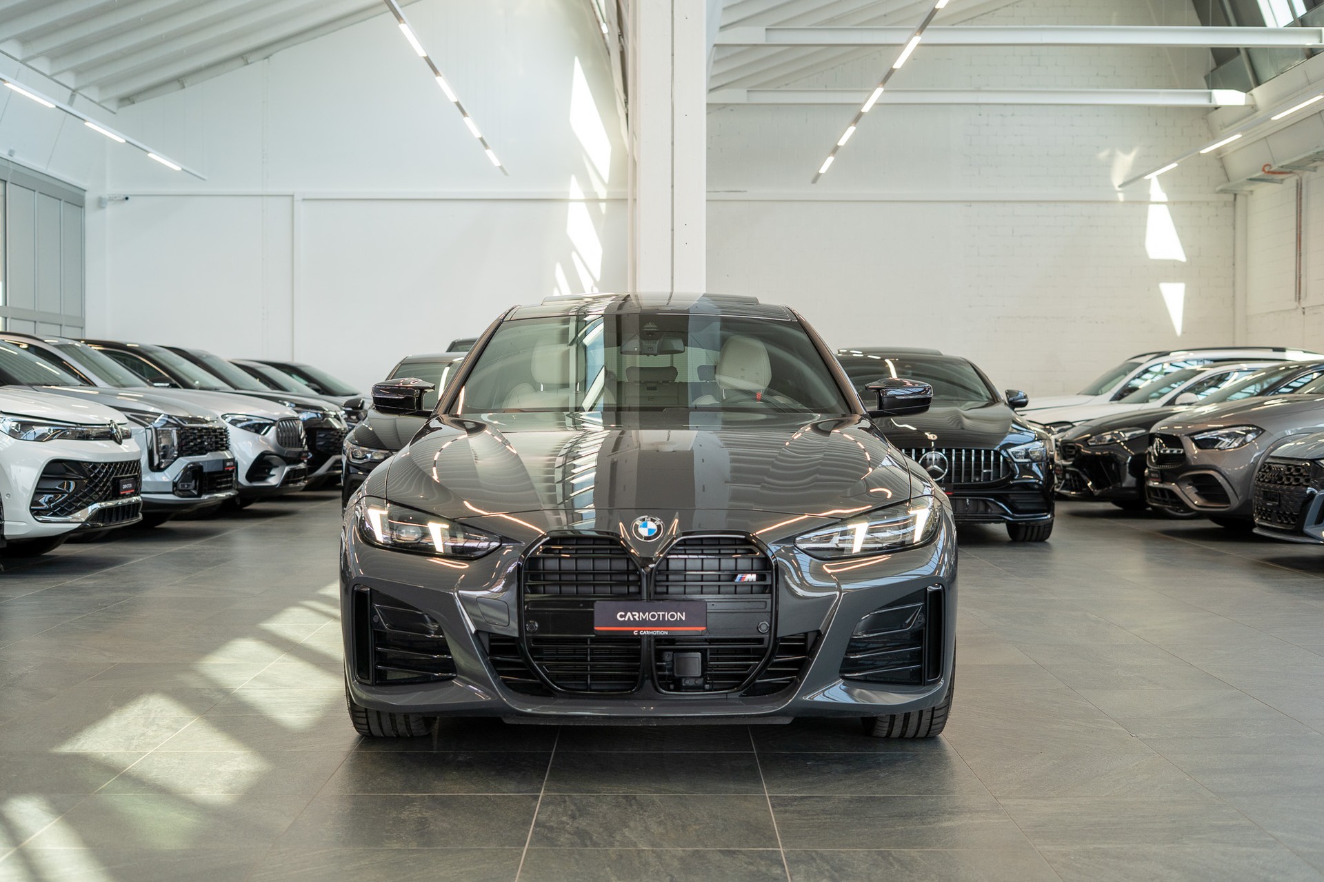 BMW M440i xDrive Gran Coupé / LCI / Panorama-Schiebedach / Head-Up Display-showroom-element-1