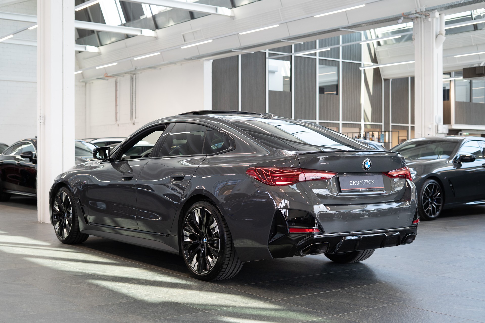 BMW M440i xDrive Gran Coupé / LCI / Panorama-Schiebedach / Head-Up Display-showroom-element-3