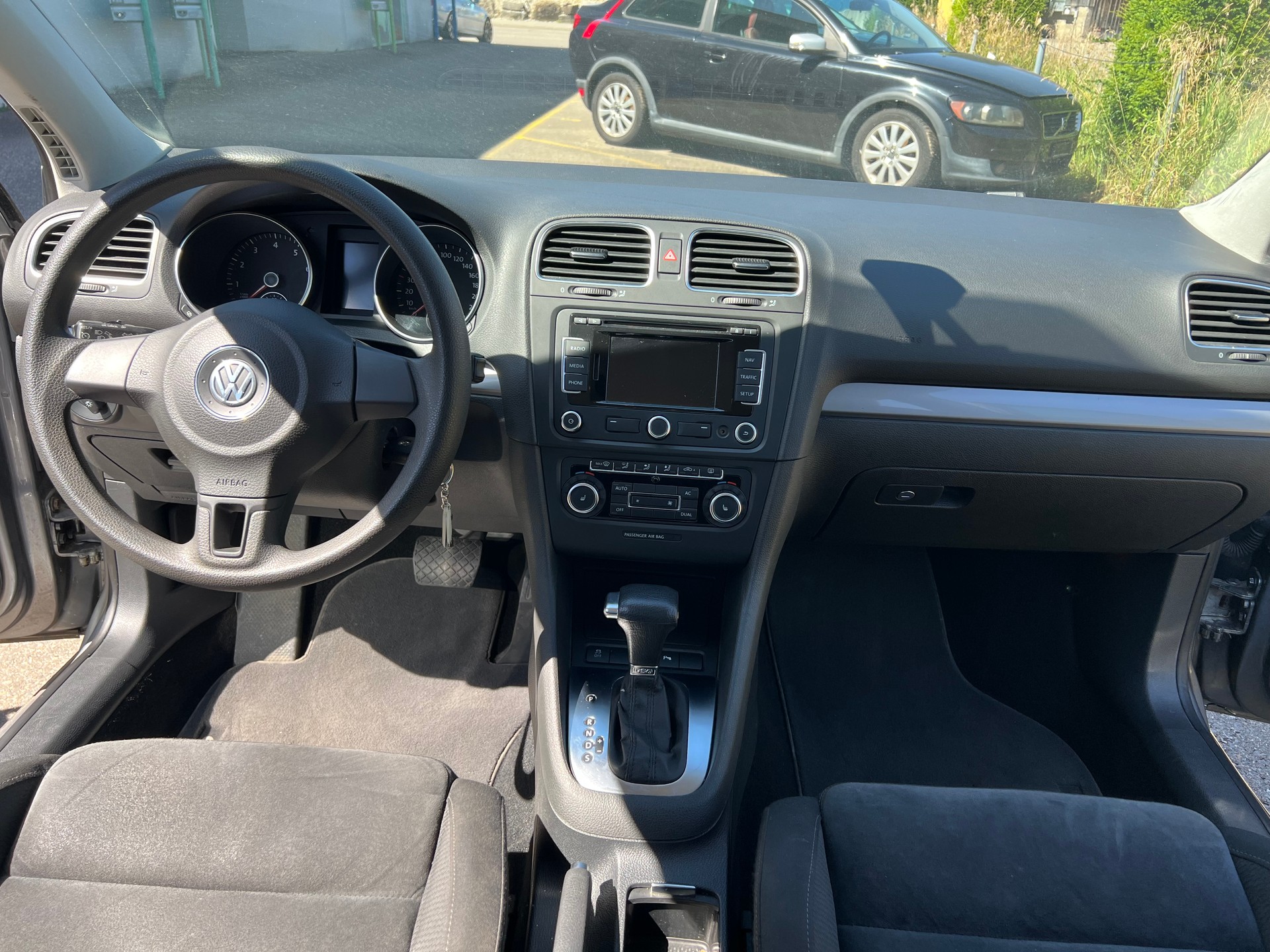 VW Golf 1.2 TSI Comfortline DSG-image-6