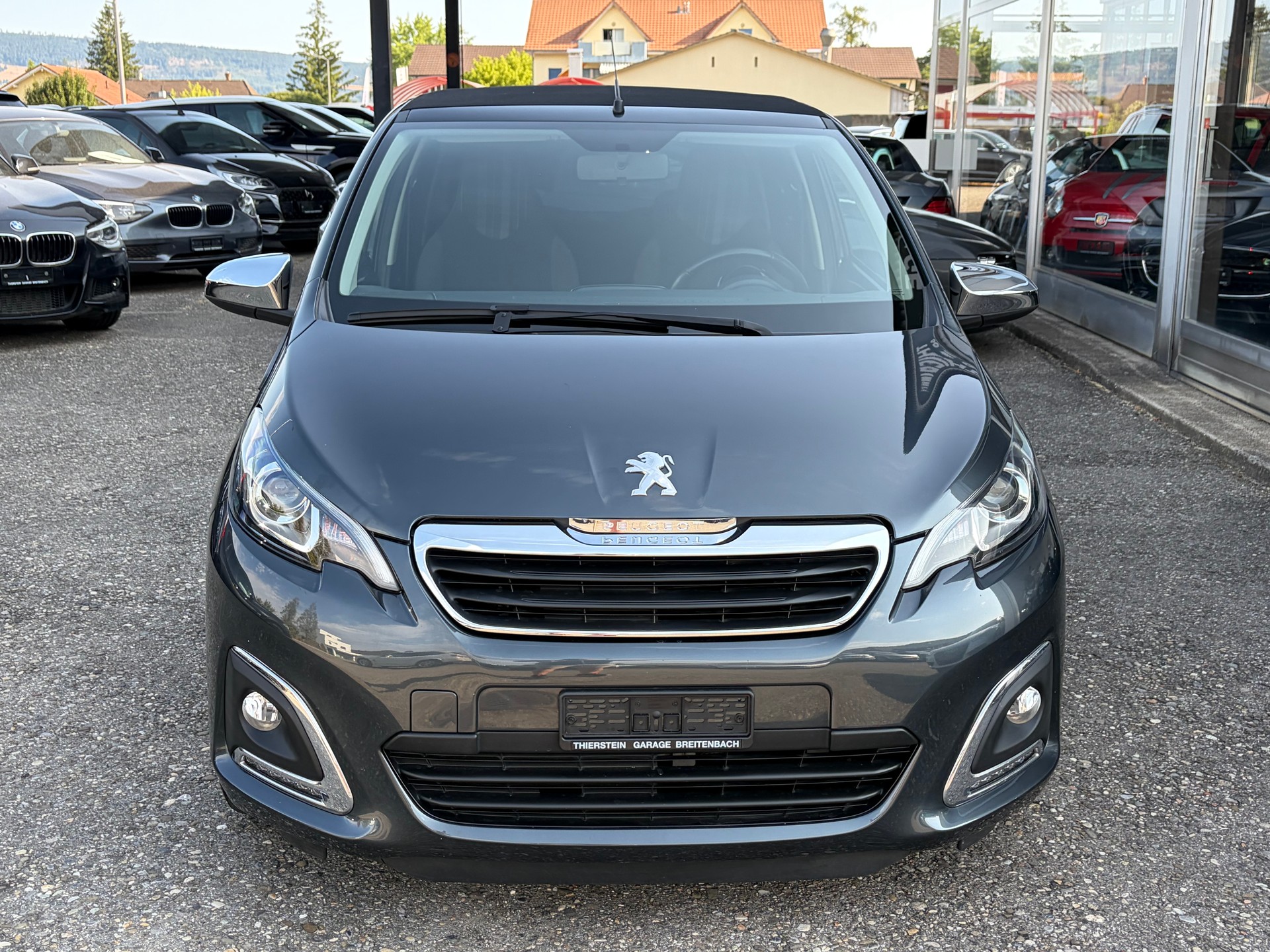 PEUGEOT 108 e-1.0 VTi Stop&Start Allure Top-showroom-element-1