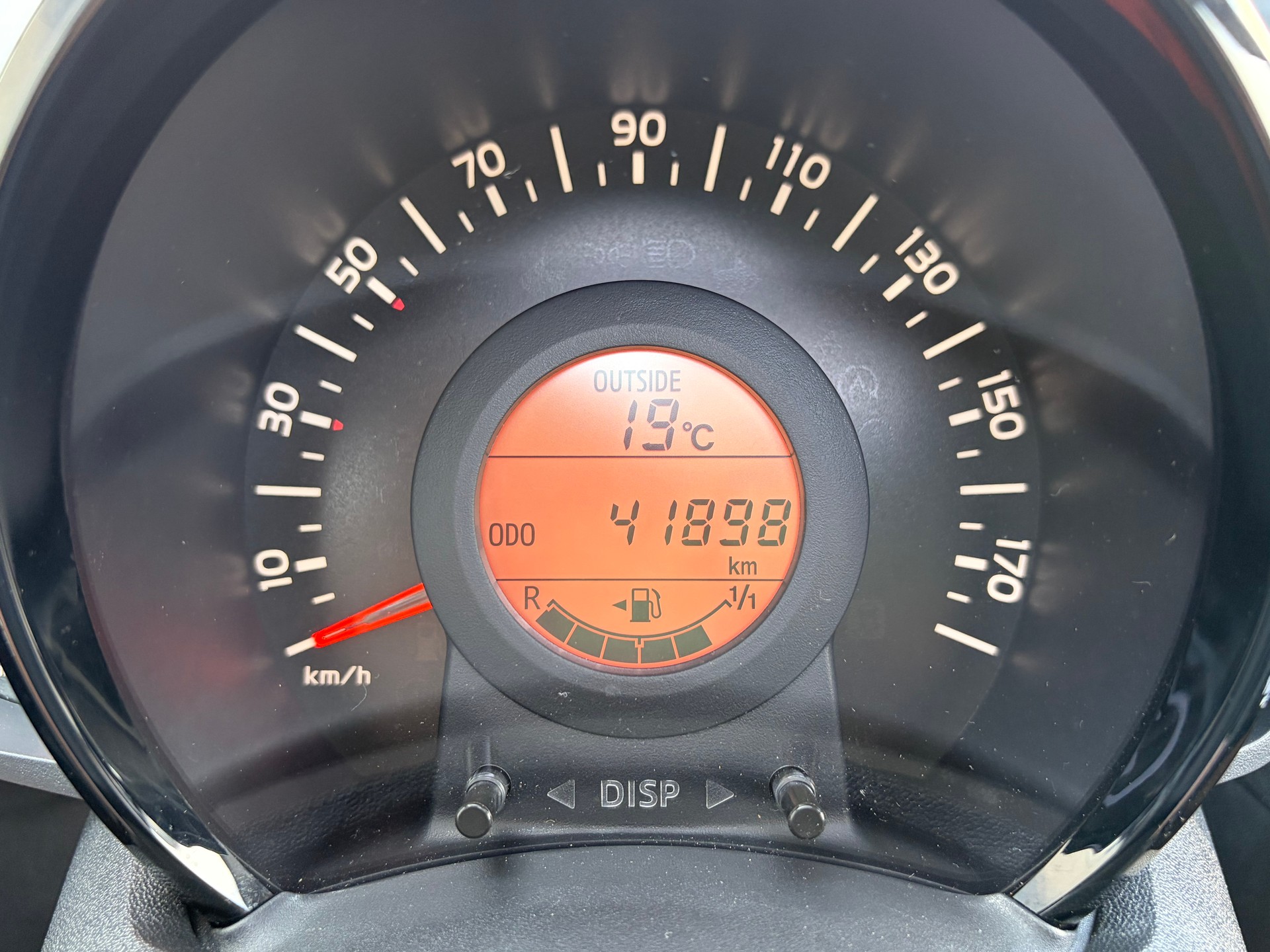 PEUGEOT 108 e-1.0 VTi Stop&Start Allure Top-image-12
