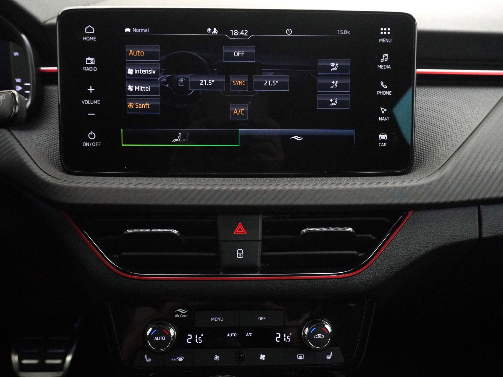 SKODA Kamiq 1.5 TSI Monte Carlo-image-19