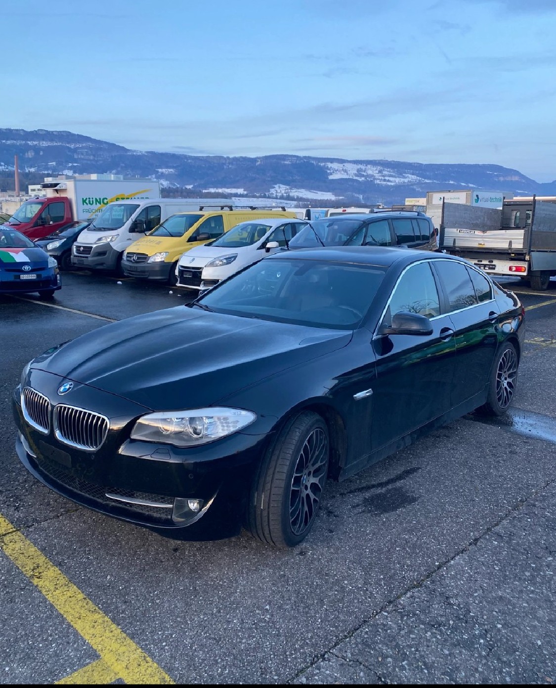 BMW 528i xDrive Steptronic-image-1