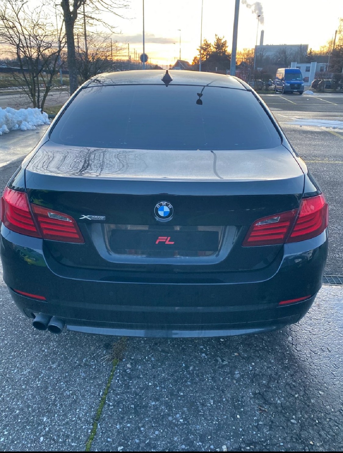 BMW 528i xDrive Steptronic-image-7