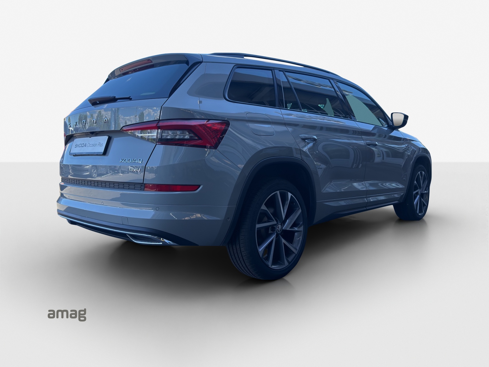 SKODA Kodiaq 2.0 TSI 4x4 Sport Line-image-4