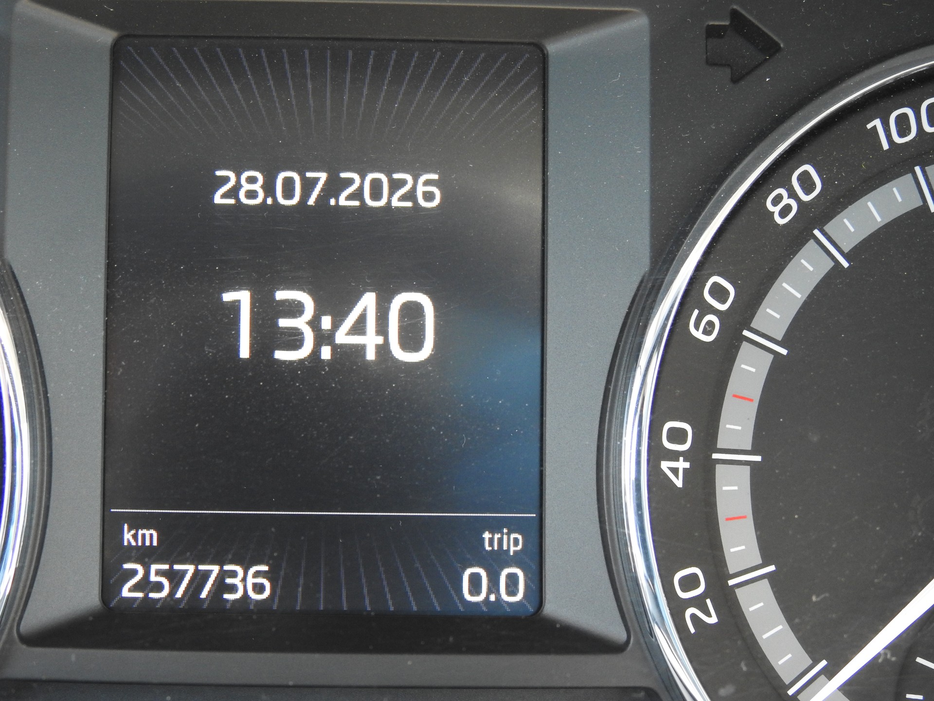 SKODA Octavia Combi 2.0 TDI Scout 4x4 DSG-image-24