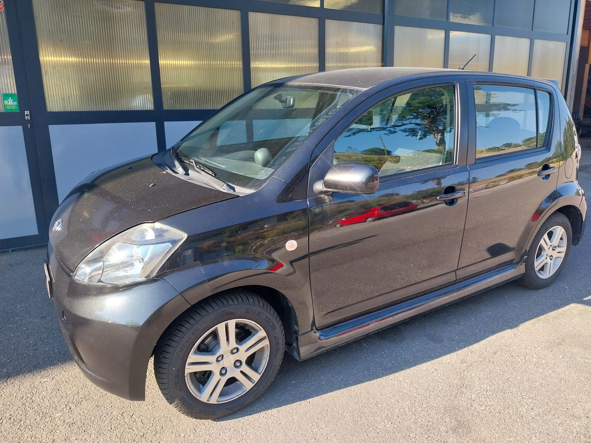 DAIHATSU 1.3 eco 4WD-image-1