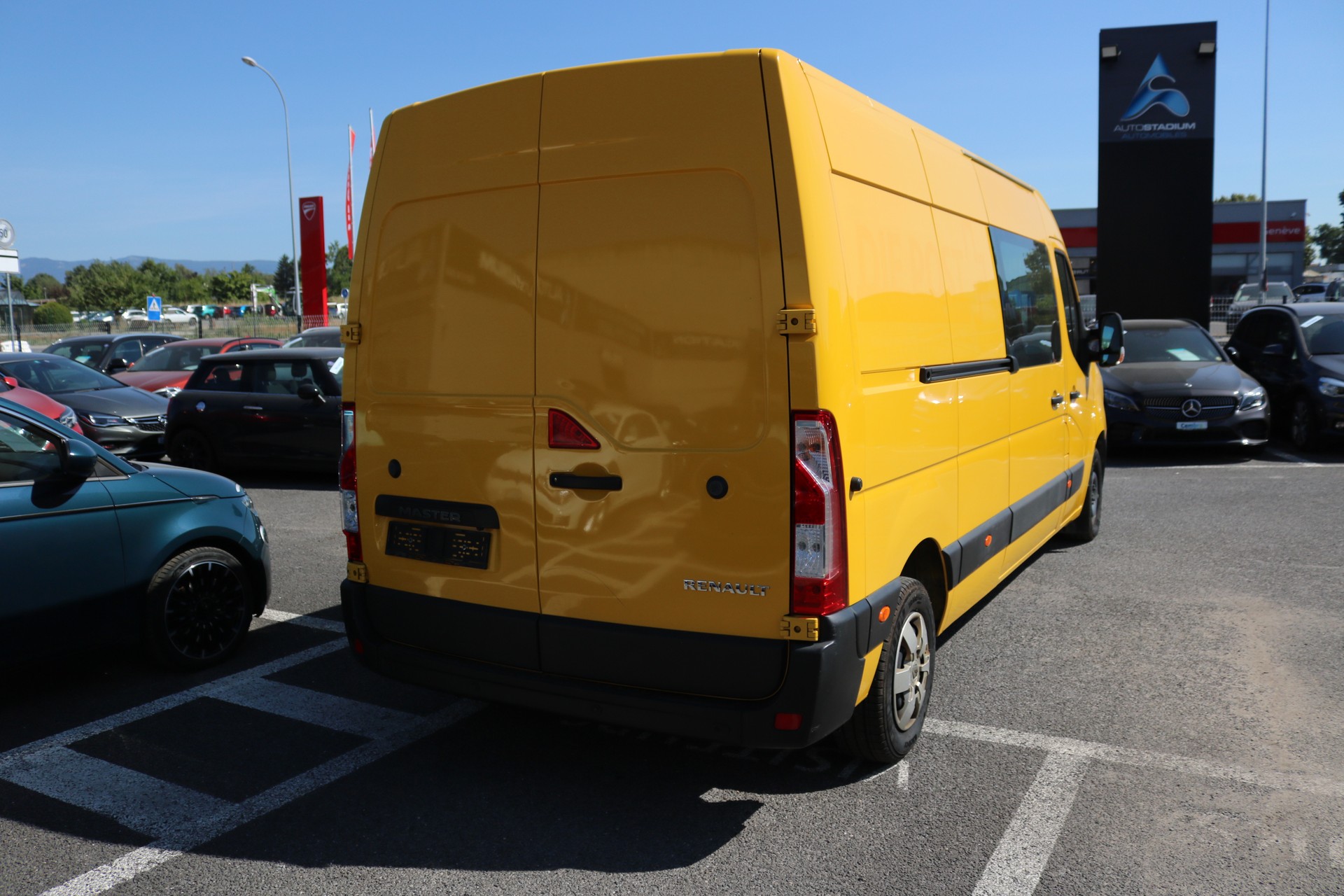 RENAULT Master T35 2.3dCi 135 L3H2-image-11