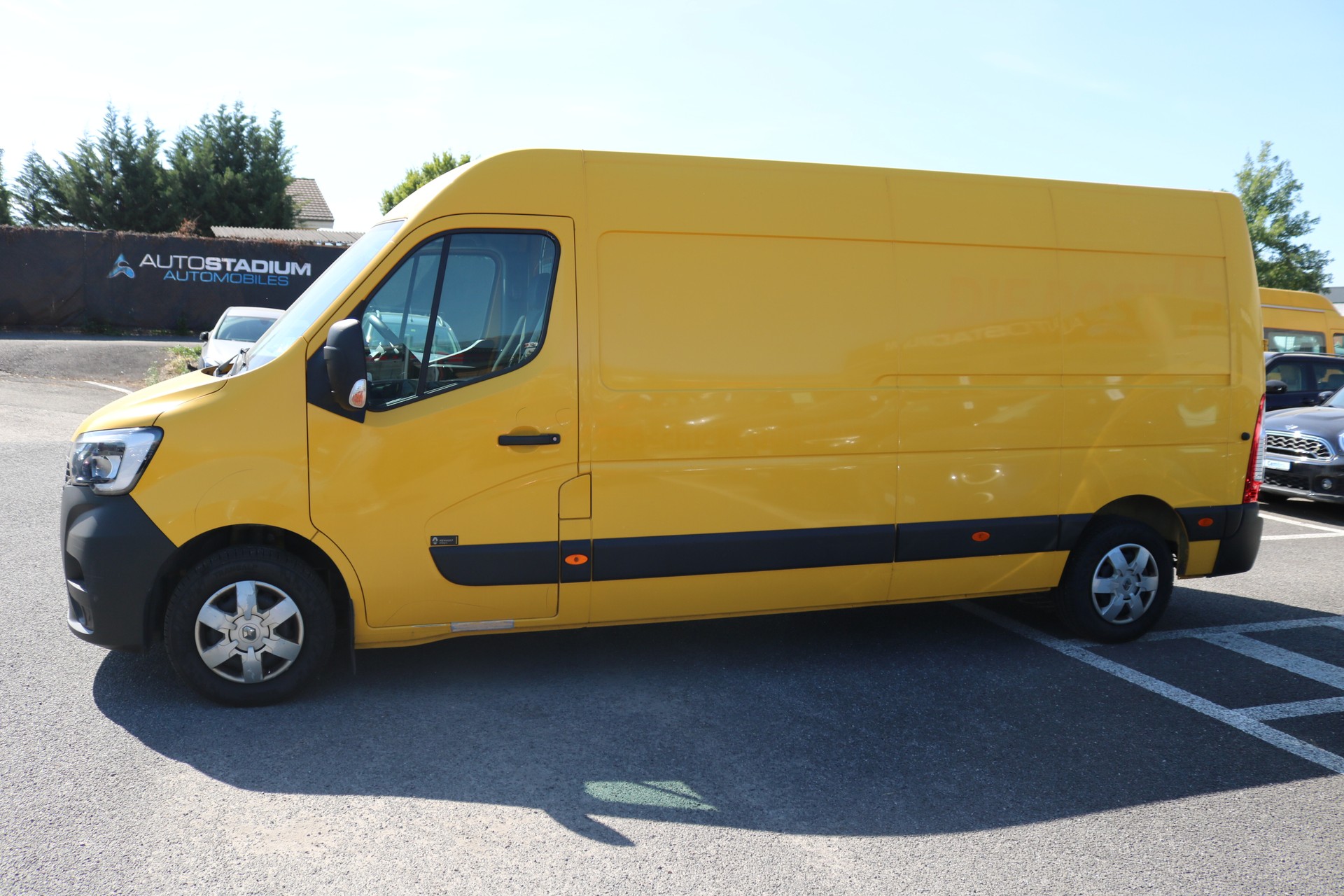 RENAULT Master T35 2.3dCi 135 L3H2-image-13
