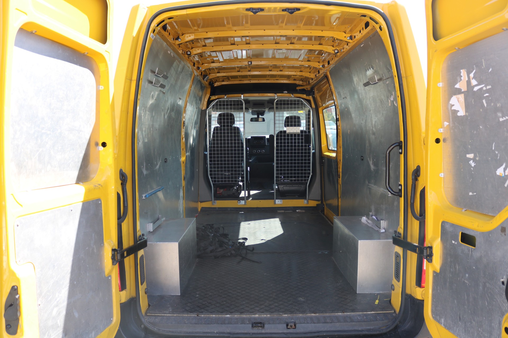 RENAULT Master T35 2.3dCi 135 L3H2-image-3