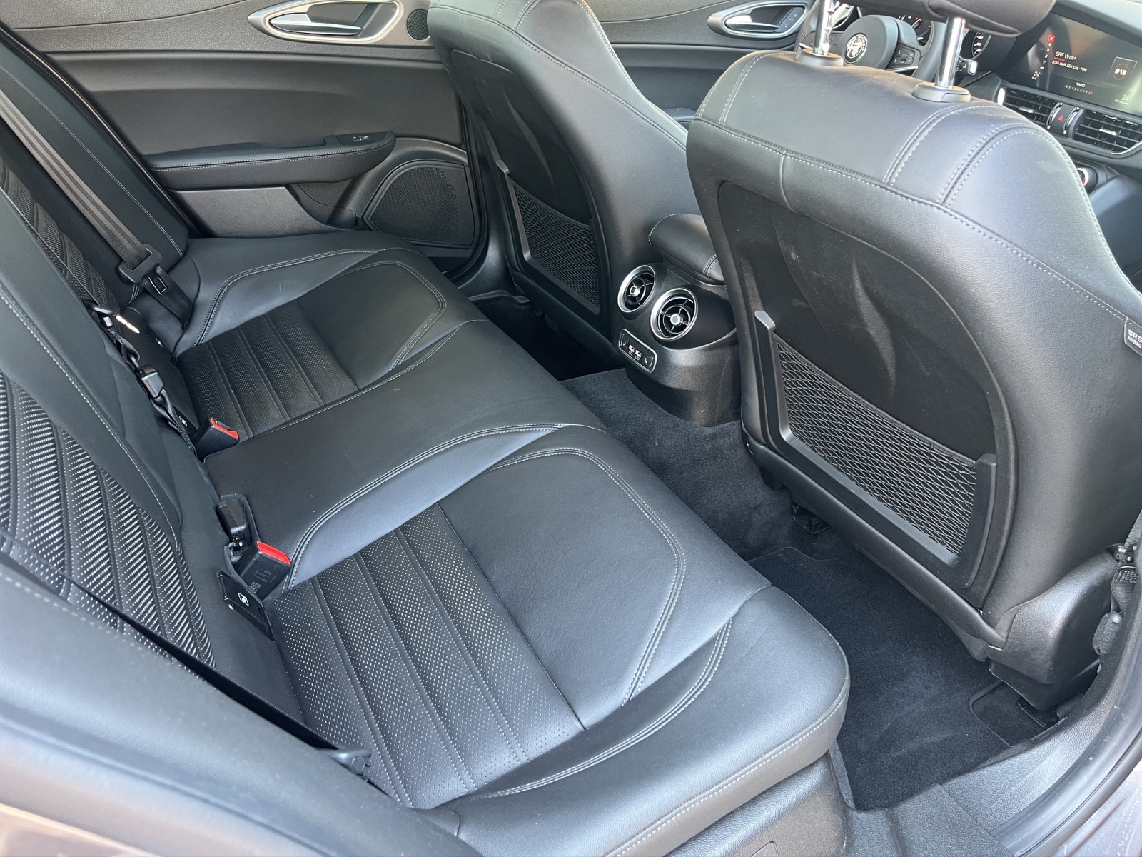 ALFA ROMEO Giulia 2.0 Q4 Veloce-image-12