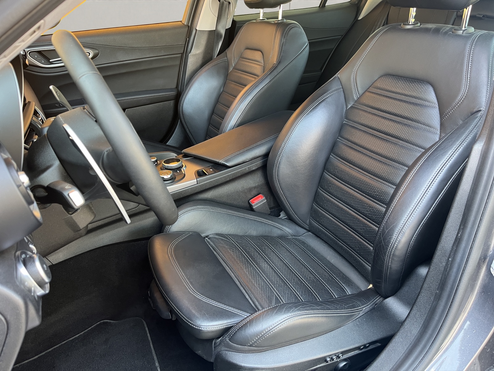 ALFA ROMEO Giulia 2.0 Q4 Veloce-image-9