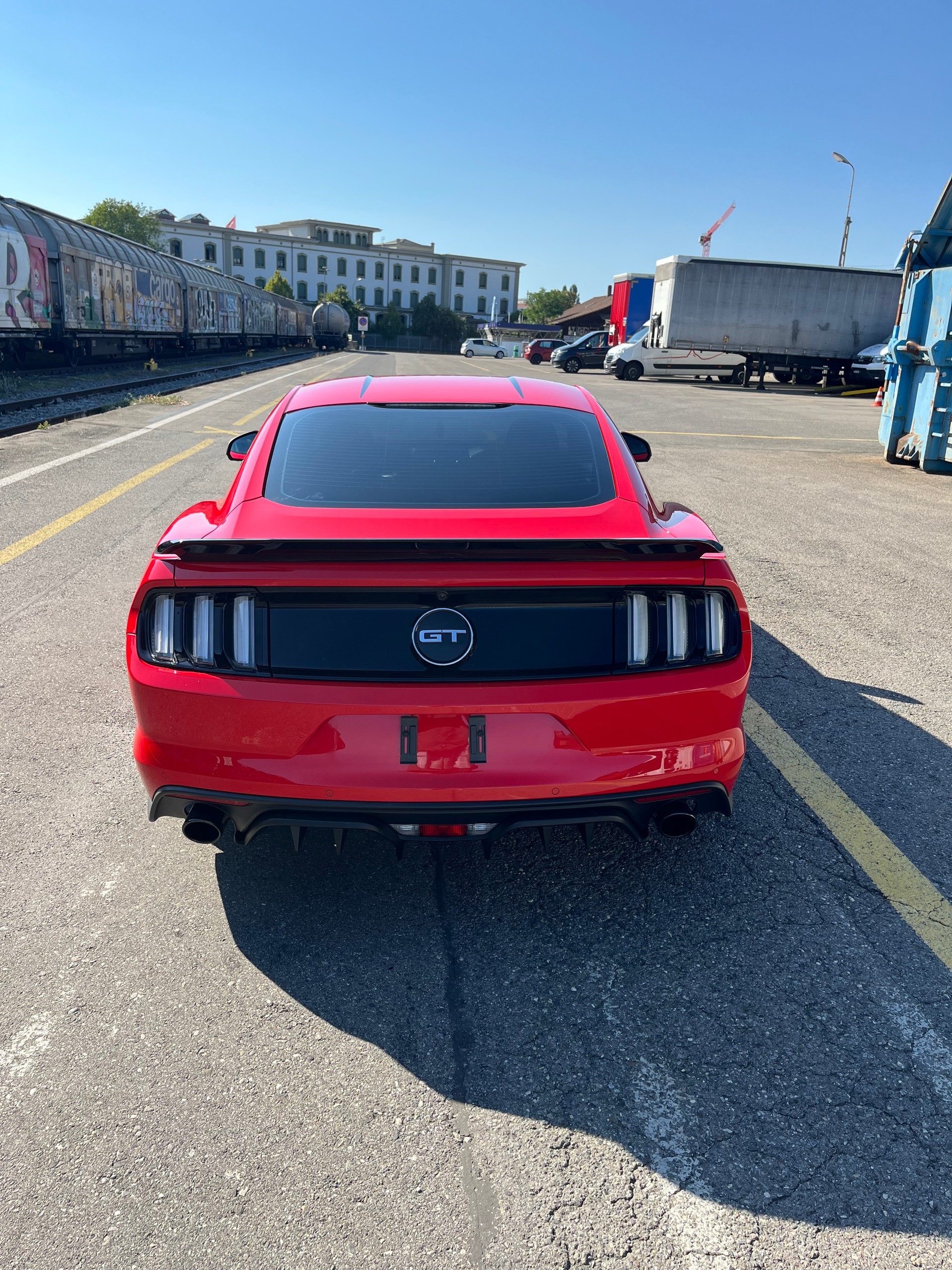 FORD Mustang 5.0 V8 GT Handgeschalten-image-2