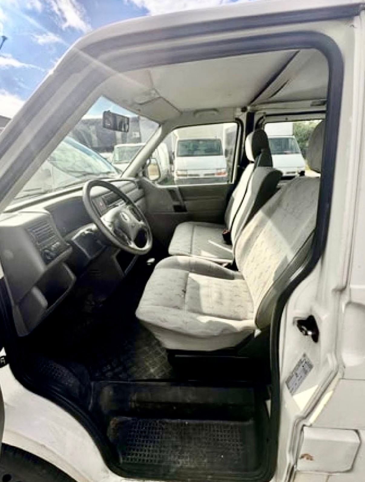 VW 2.5-image-2