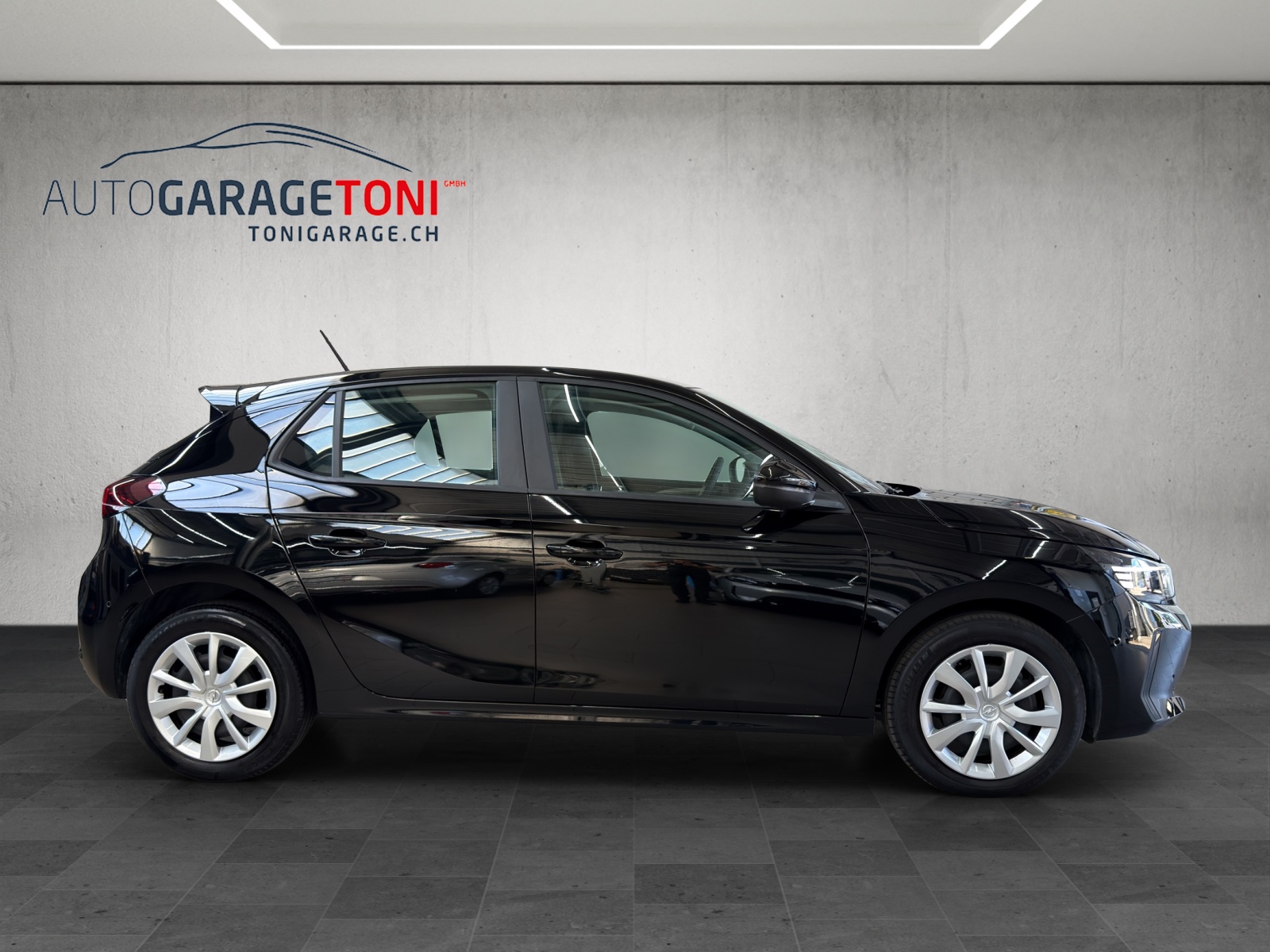 OPEL Corsa 1.2 TP Edition A-image-4