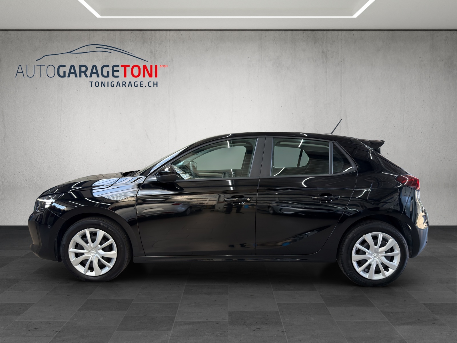 OPEL Corsa 1.2 TP Edition A-image-3