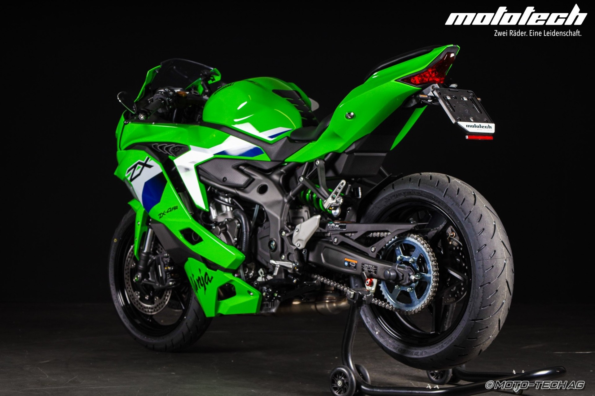 KAWASAKI Ninja ZX-4RR MY26 (35kW) STAGE 1-showroom-element-3