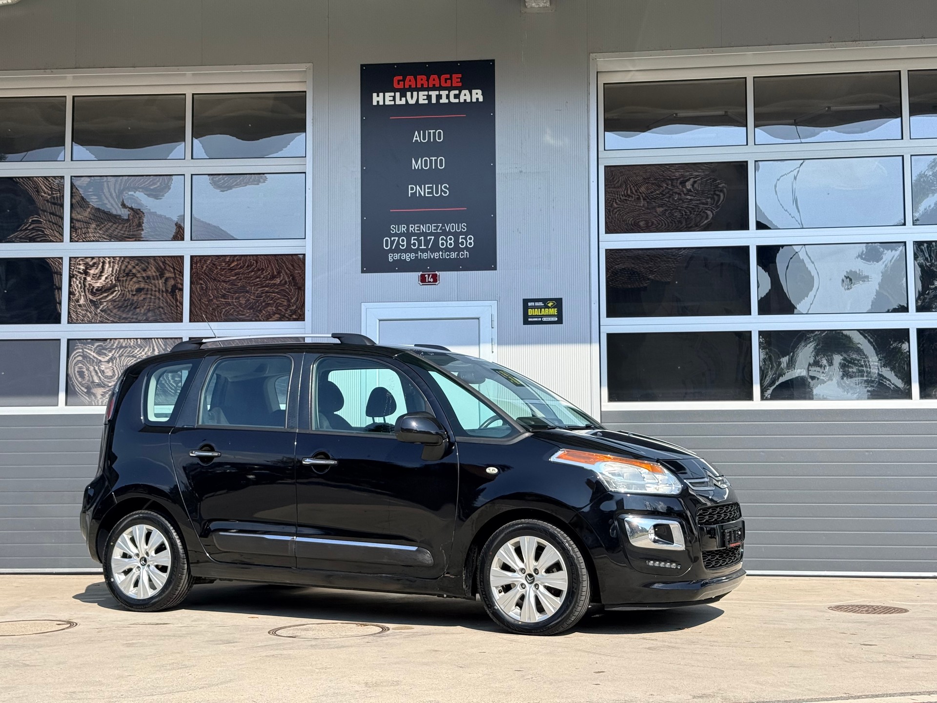 CITROEN C3 Picasso 1.6 HDi Exclusive-image-0