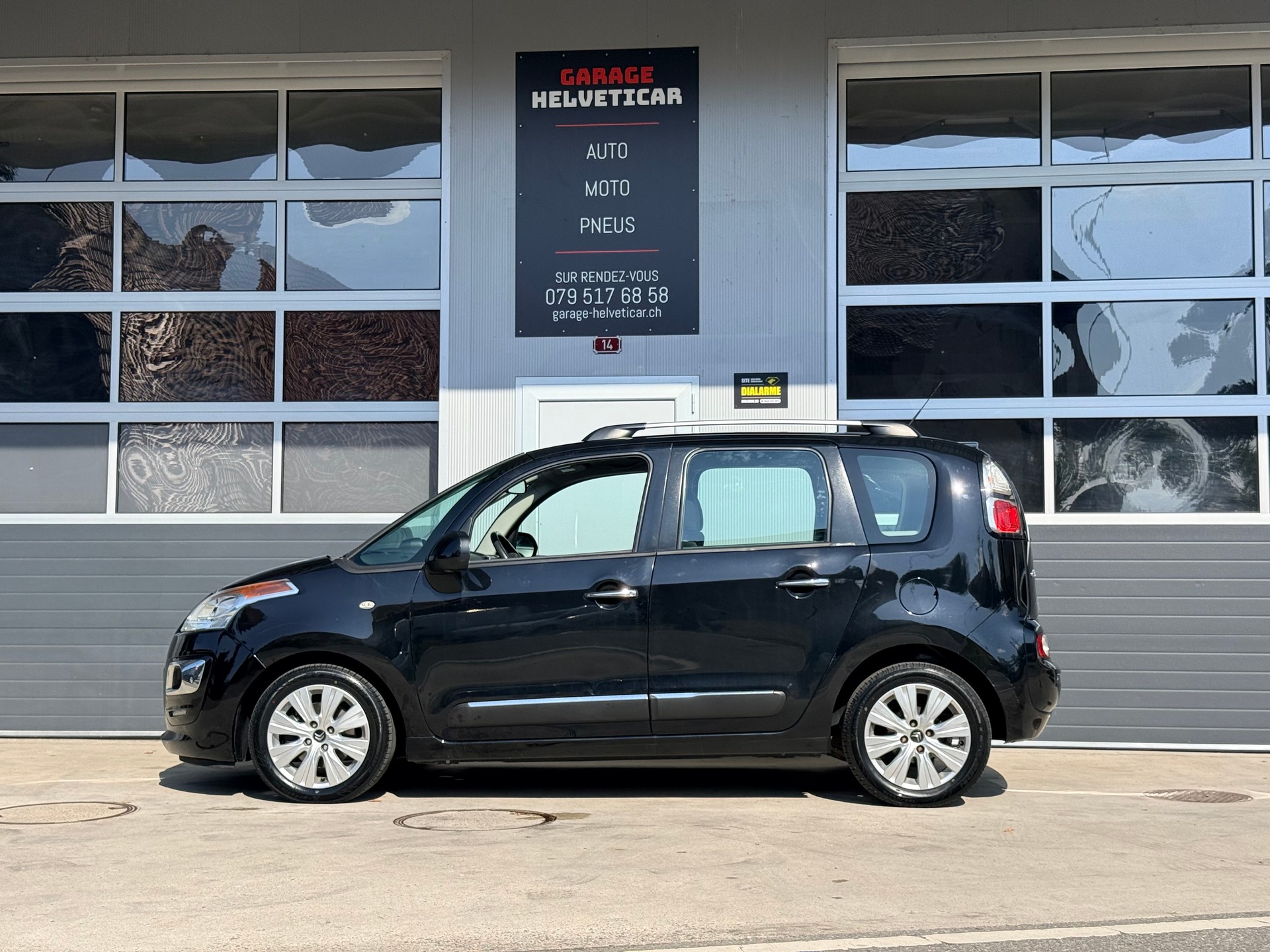 CITROEN C3 Picasso 1.6 HDi Exclusive-image-3