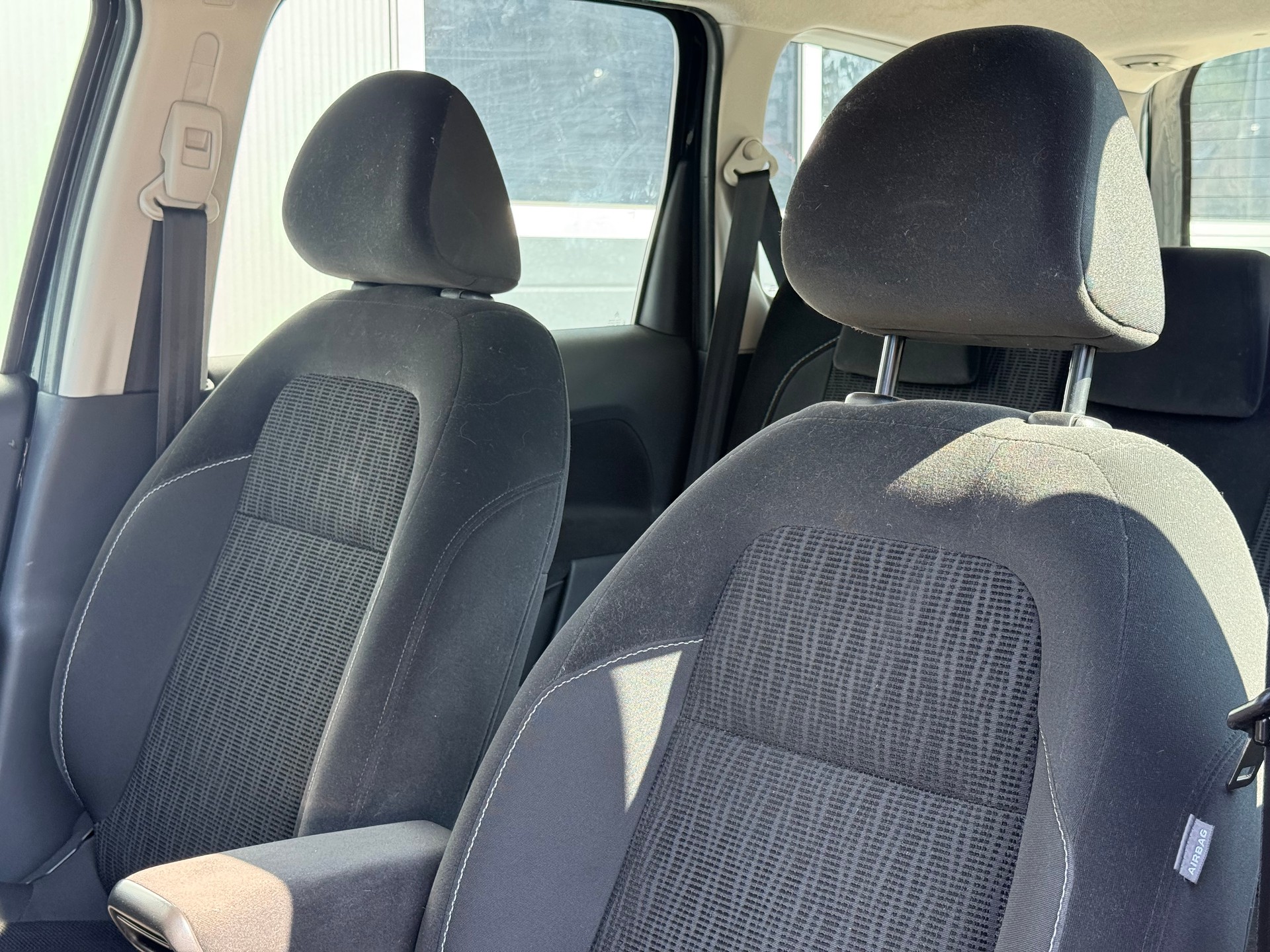 CITROEN C3 Picasso 1.6 HDi Exclusive-image-5