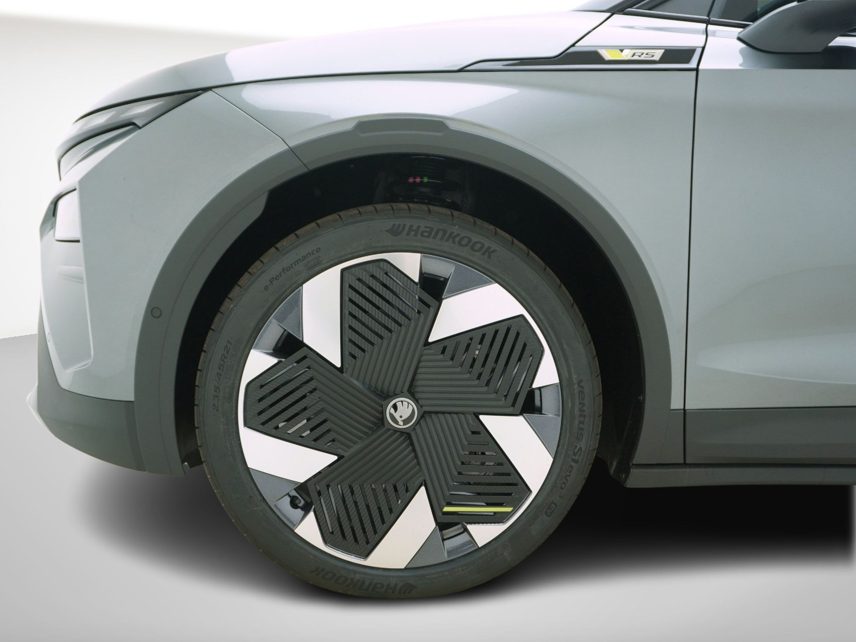 SKODA Elroq RS-MAXX 4x4-image-9