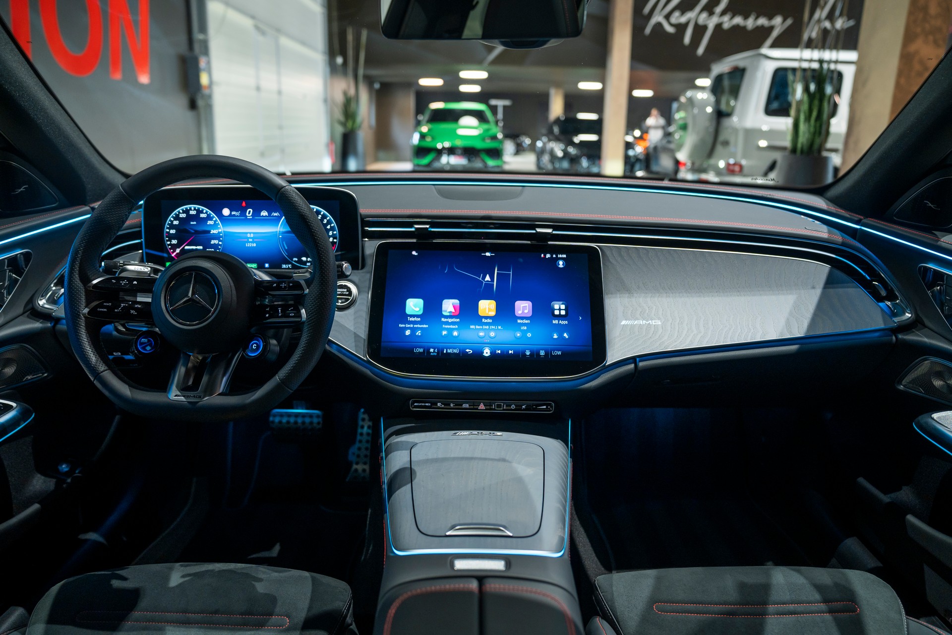 MERCEDES-BENZ E 53 Hybrid T 4Matic+ 9G-Tronic-image-11