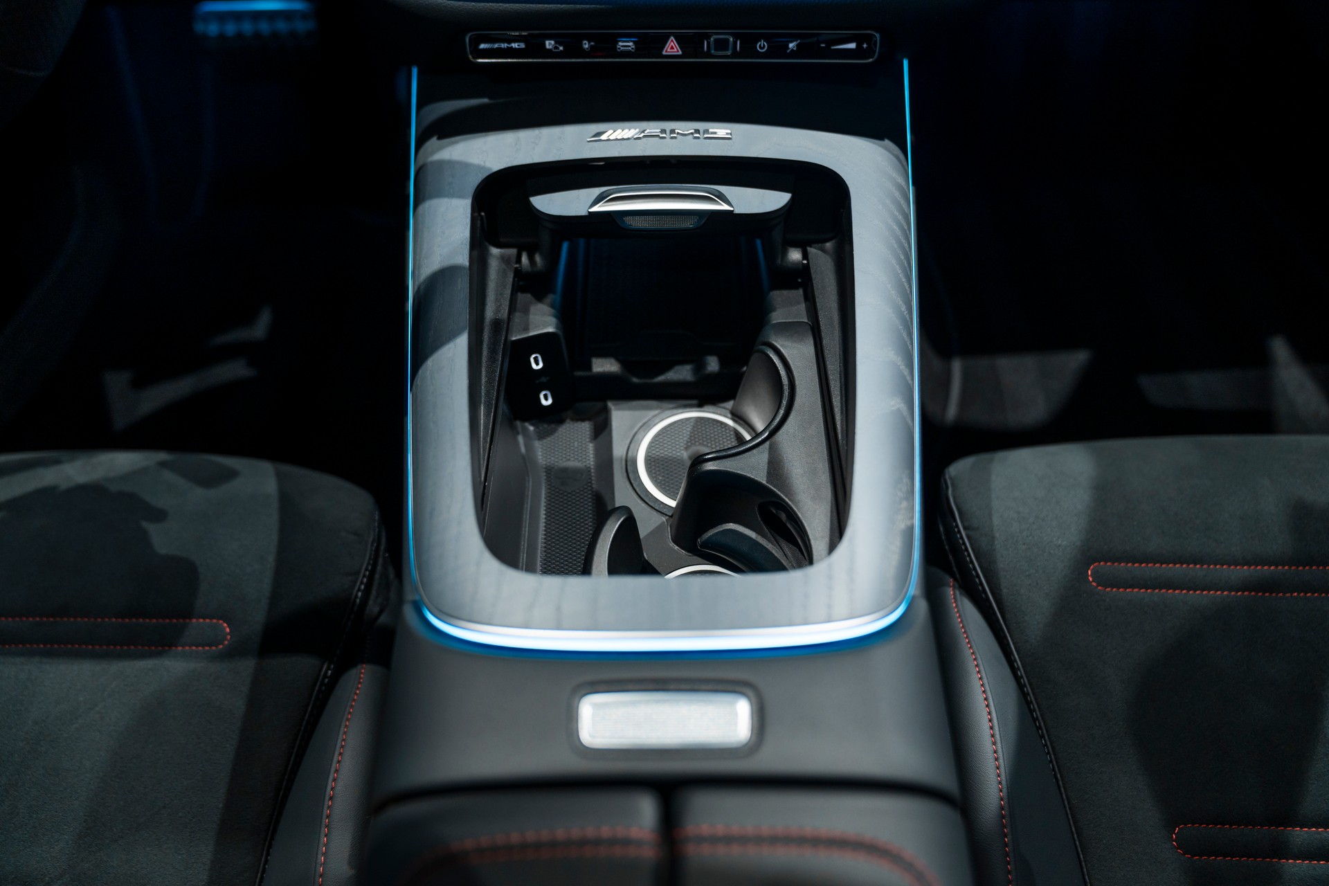 MERCEDES-BENZ E 53 Hybrid T 4Matic+ 9G-Tronic-image-13