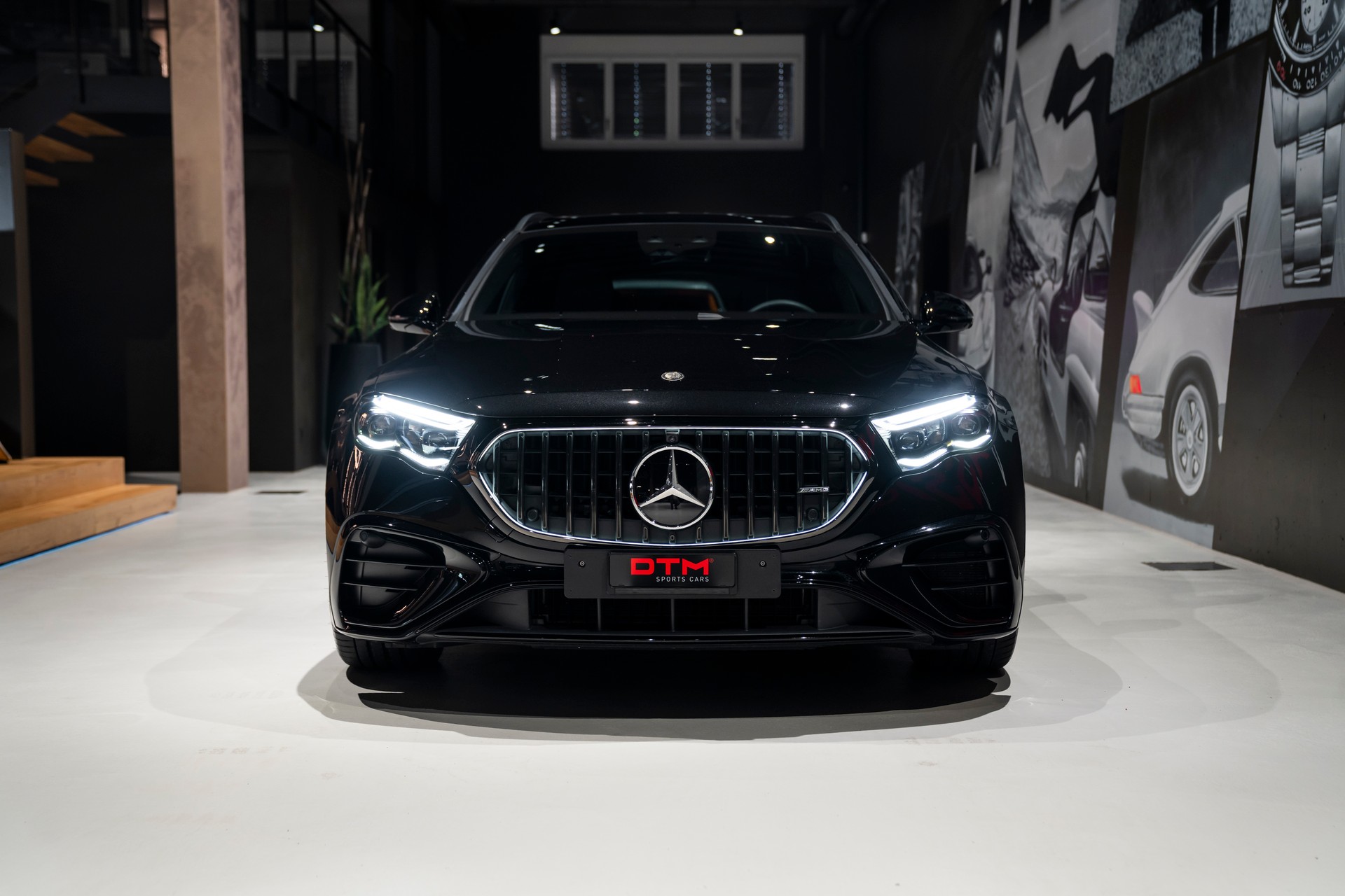 MERCEDES-BENZ E 53 Hybrid T 4Matic+ 9G-Tronic-image-1