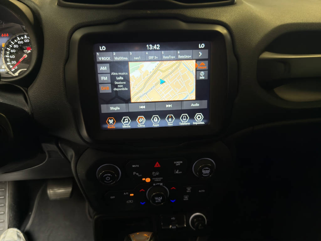 JEEP Renegade 1.5 Turbo Longitude-image-6