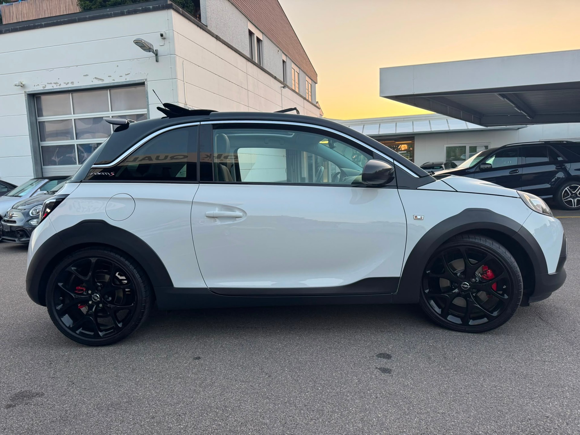 OPEL Adam 1.4 Turbo ROCKS S-image-4