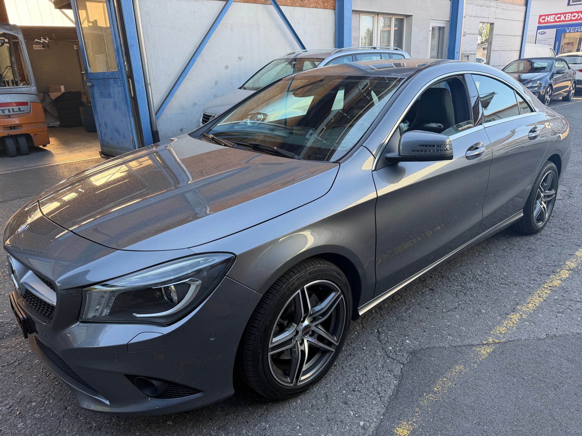MERCEDES-BENZ CLA 250 Urban 7G-DCT 4Matic-image-0
