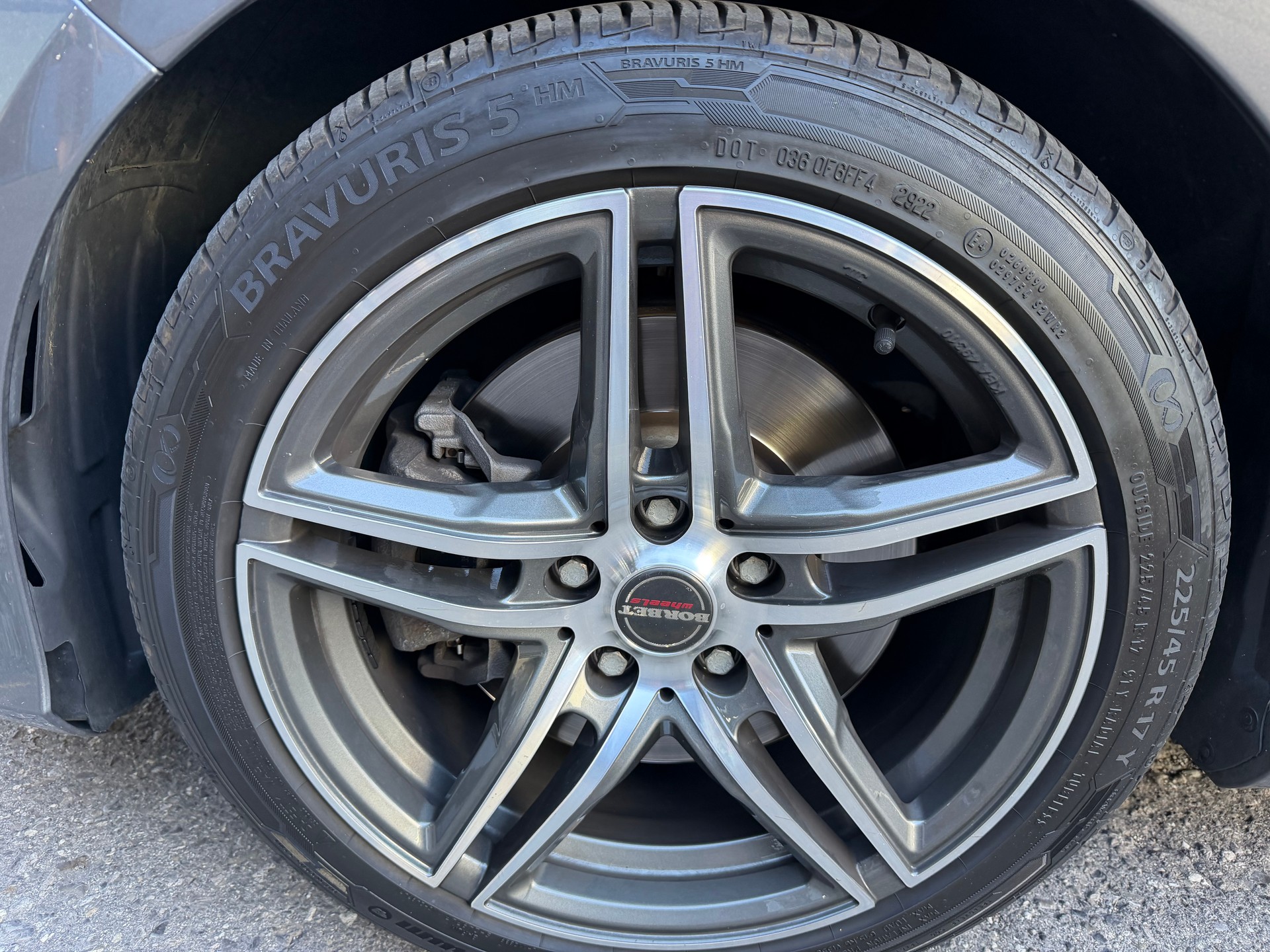 MERCEDES-BENZ CLA 250 Urban 7G-DCT 4Matic-image-4