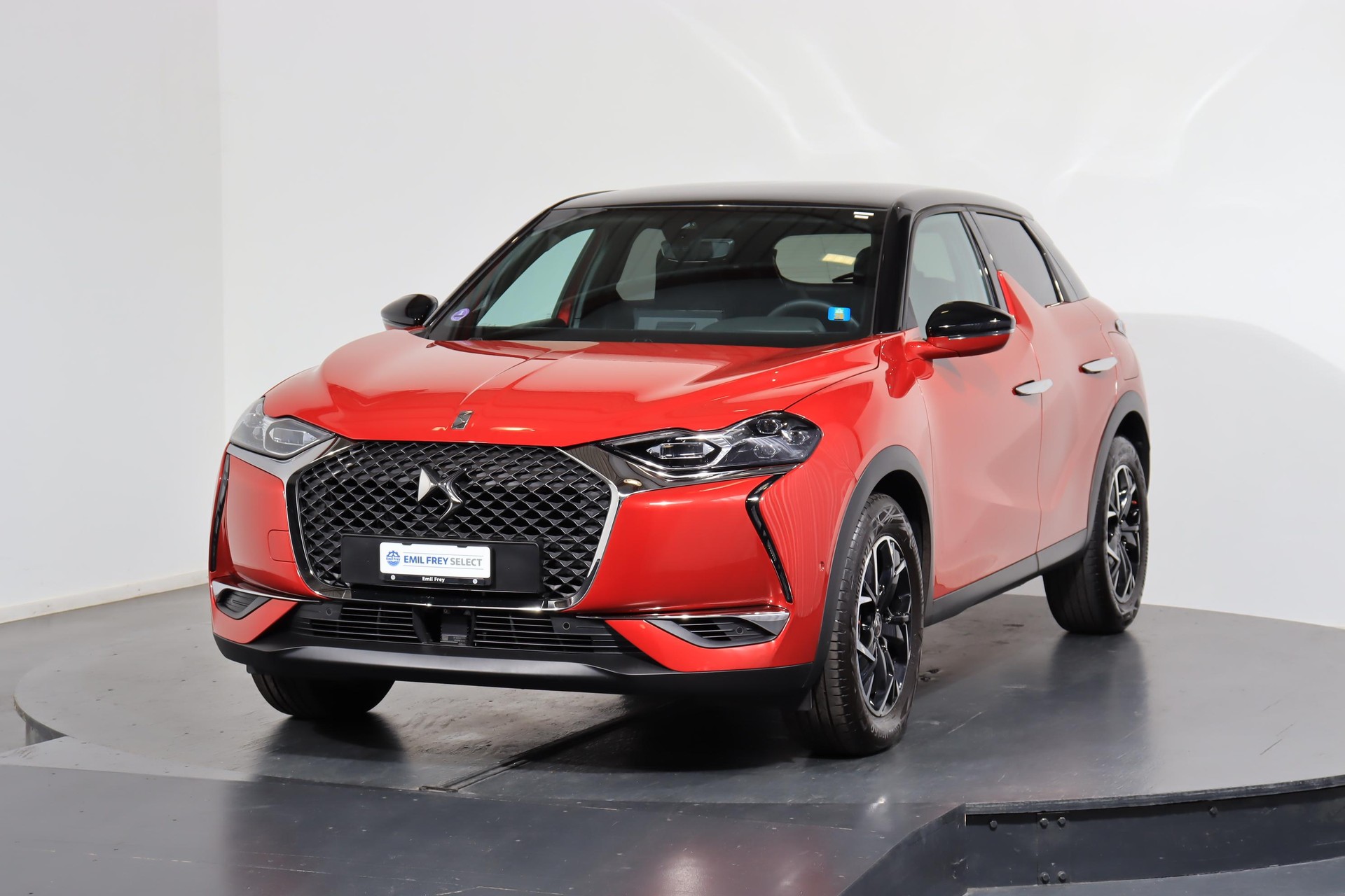 DS AUTOMOBILES 3 Crossback 1.2 PureTech 130 Bastille-image-0