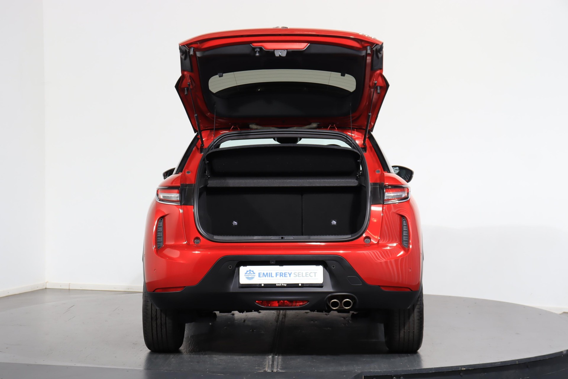 DS AUTOMOBILES 3 Crossback 1.2 PureTech 130 Bastille-image-3
