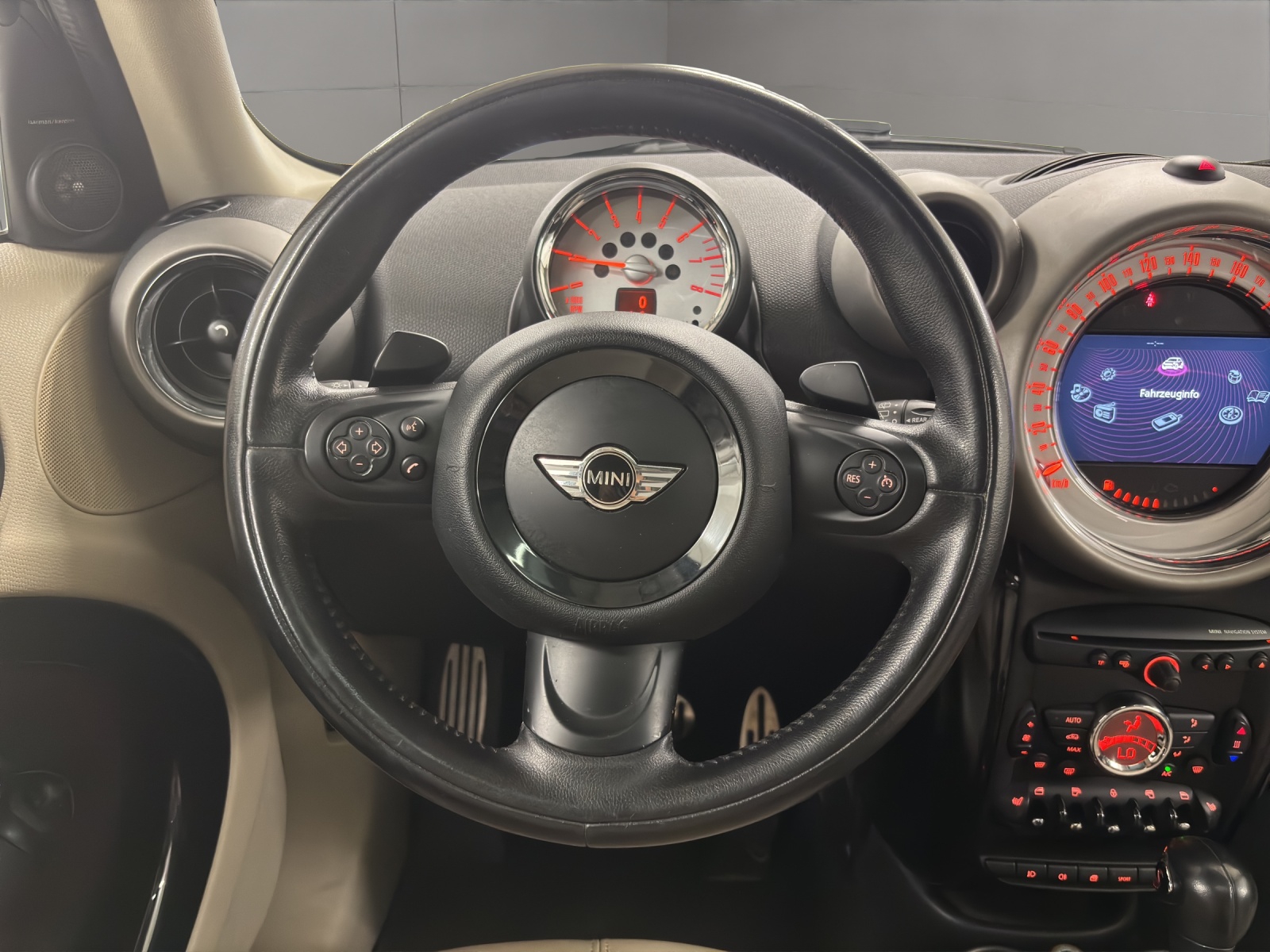 MINI Countryman Cooper S ALL4 Steptronic-image-9