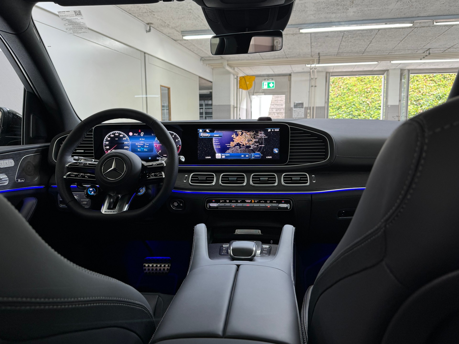 MERCEDES-BENZ GLS 63 AMG 4Matic +-image-11