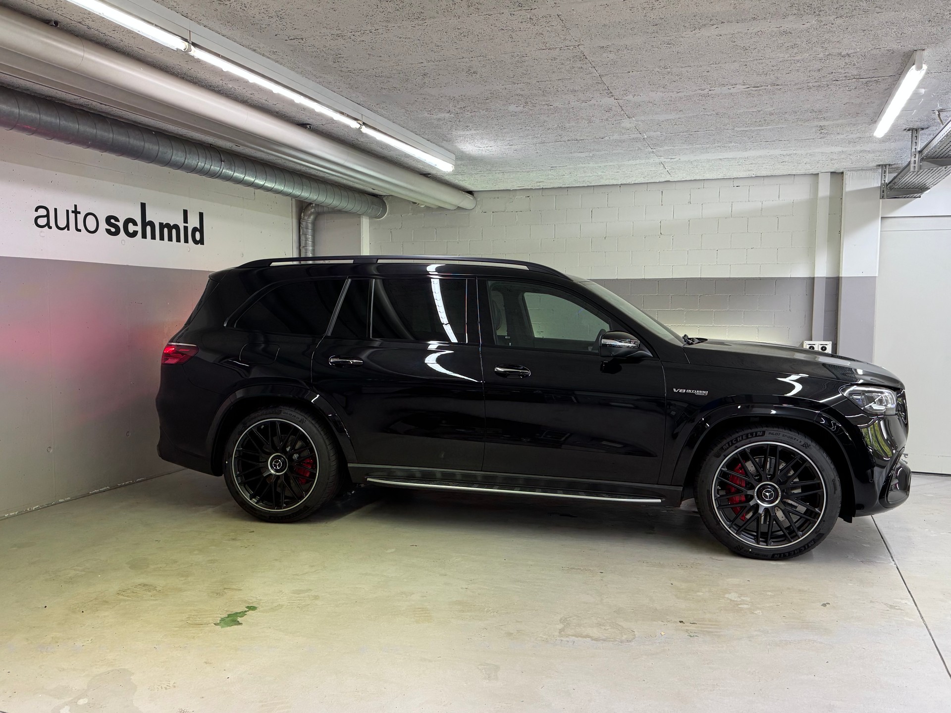 MERCEDES-BENZ GLS 63 AMG 4Matic +-image-2