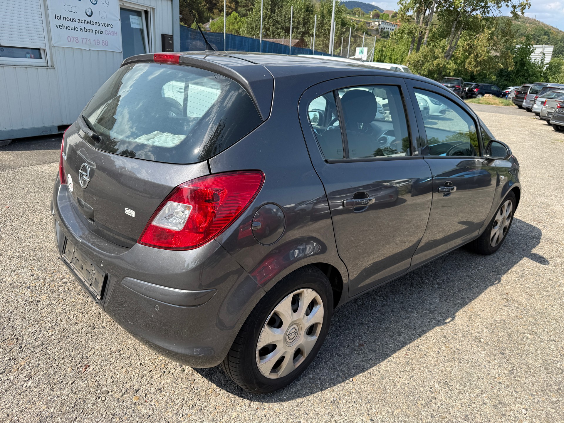 OPEL Corsa 1.4 TP Enjoy-image-4