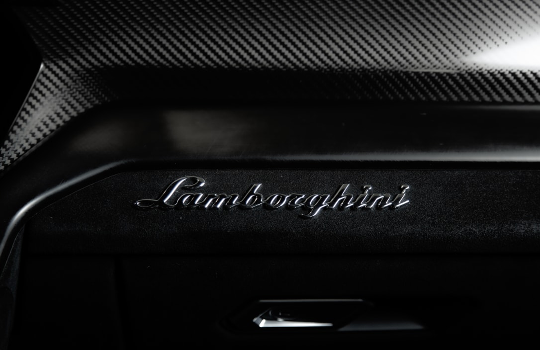 LAMBORGHINI Urus Performante-image-19