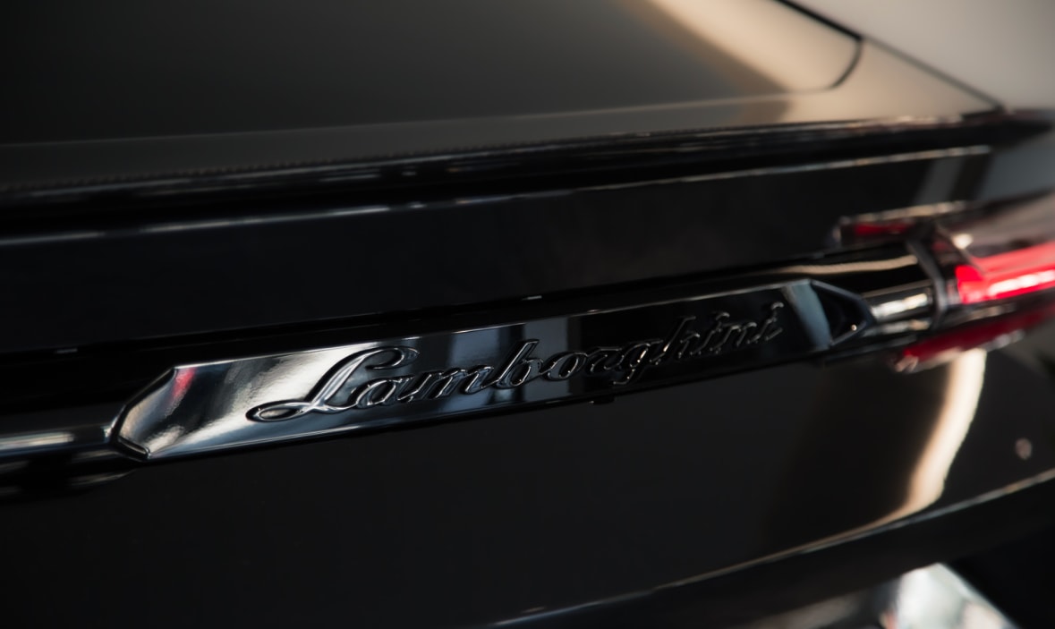 LAMBORGHINI Urus Performante-image-23