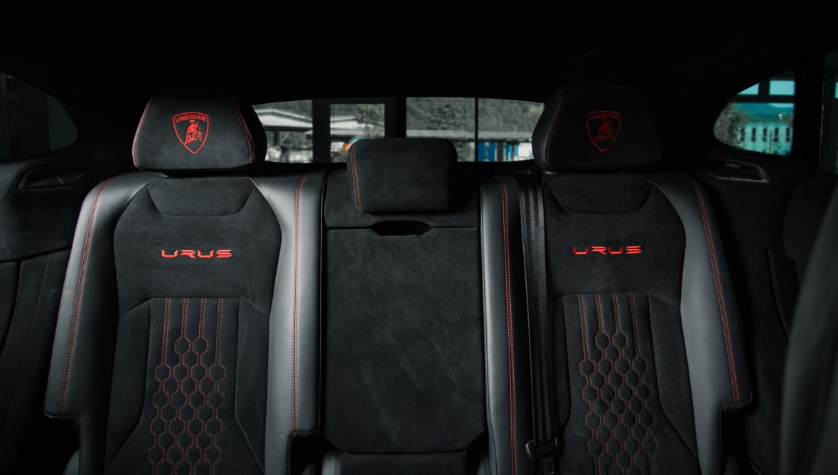 LAMBORGHINI Urus Performante-image-14