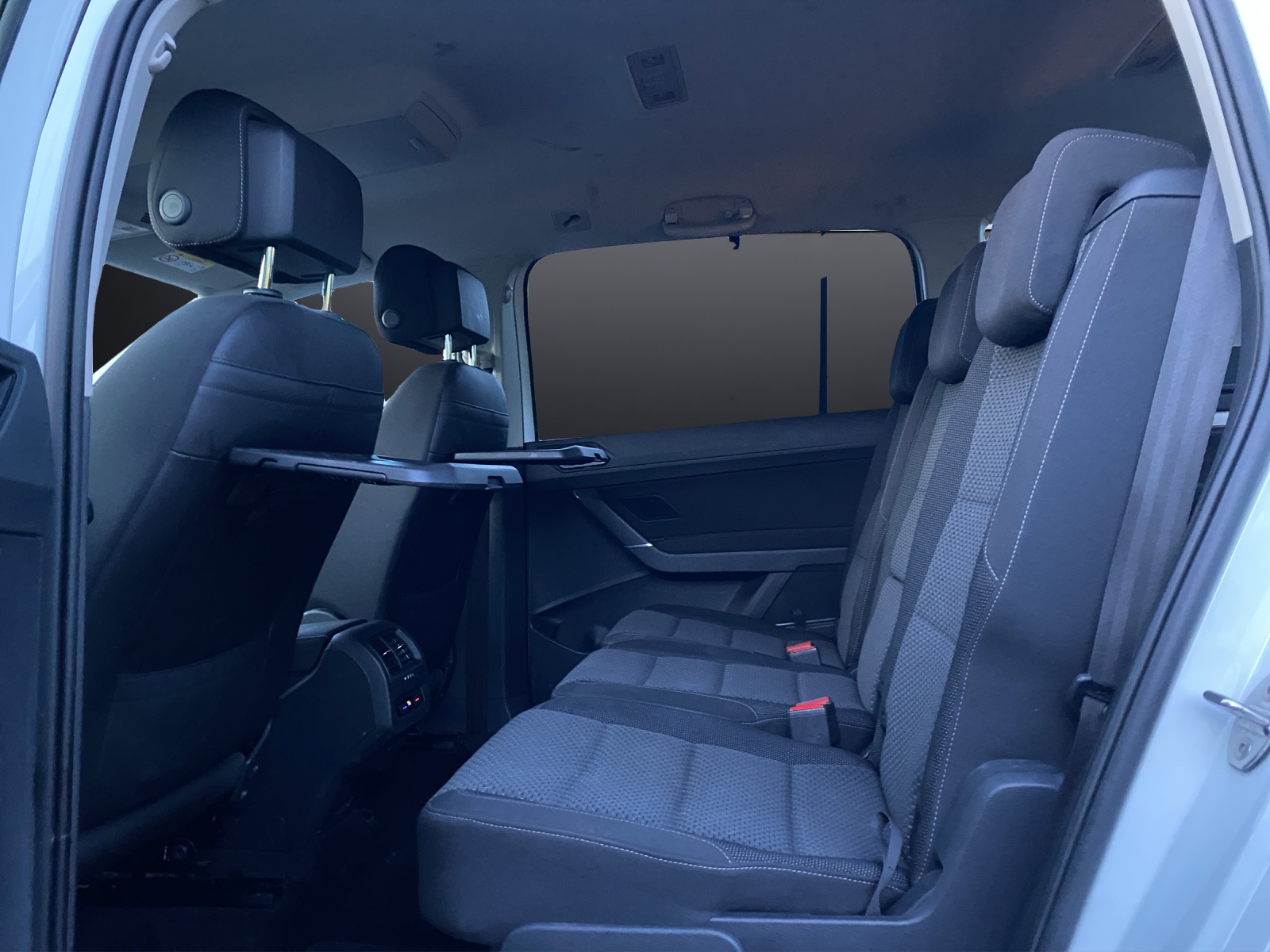 VW Touran 1.5 Benzin TSI 150-PS DSG-Automat 7 F-Plätzer Frisch MFK & ab Service Schweizer Fahrzeug aus erster Schweizer Hand-image-9