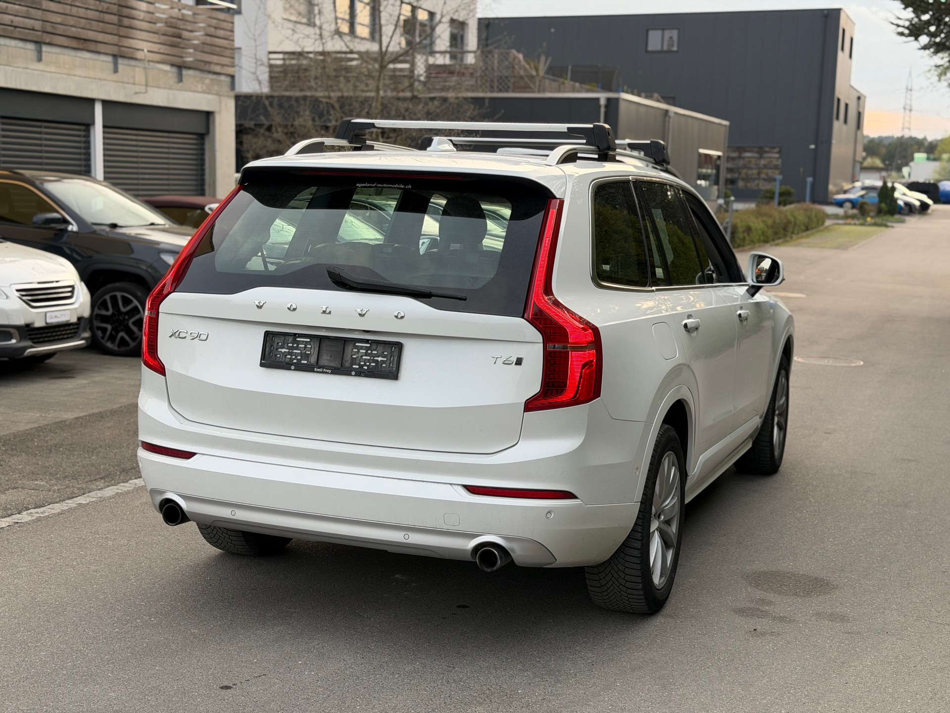 VOLVO XC90 T6 AWD R-Design Geartronic-image-4