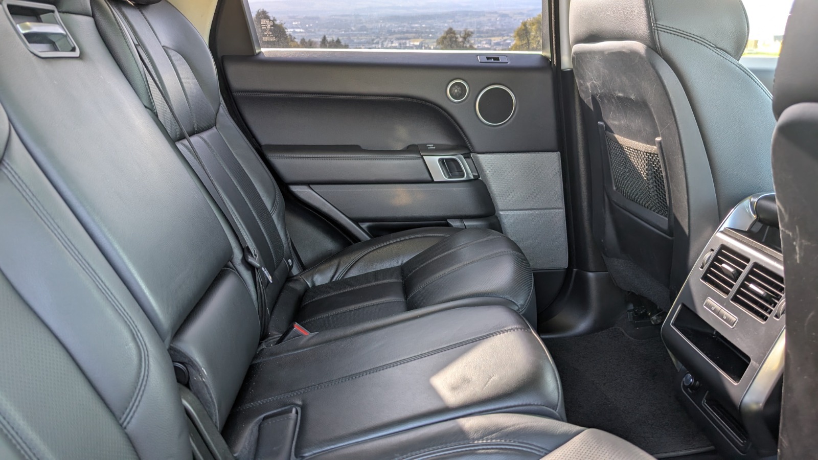 LAND ROVER Range Rover Sport 2.0SD4 HSE Automatic-image-6