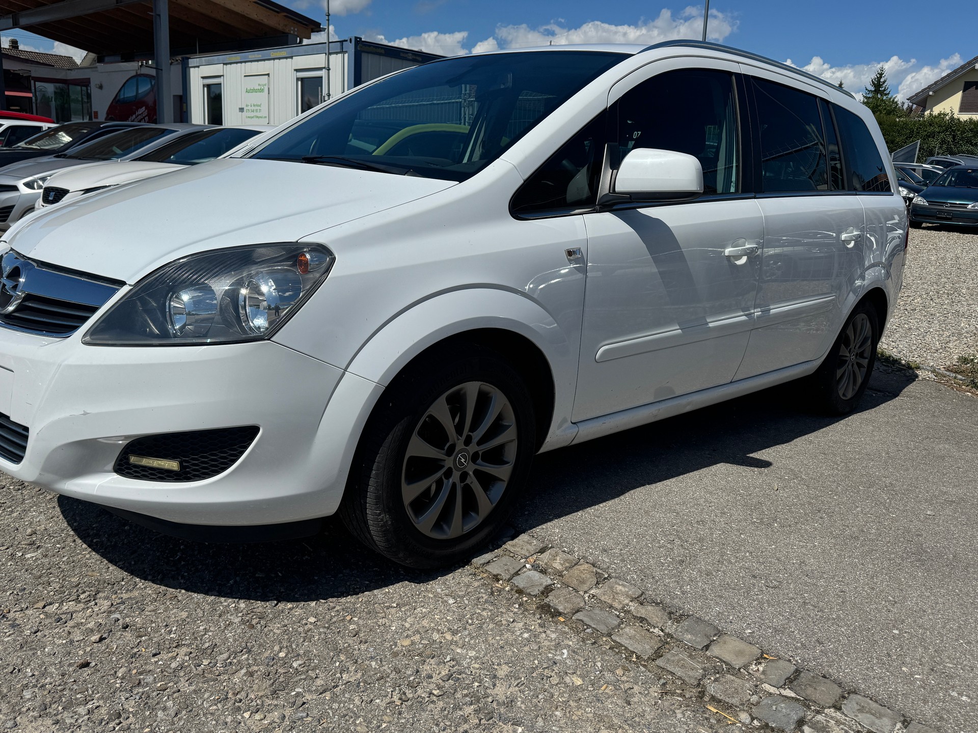 OPEL Zafira 1.8i 16V Enjoy-image-2