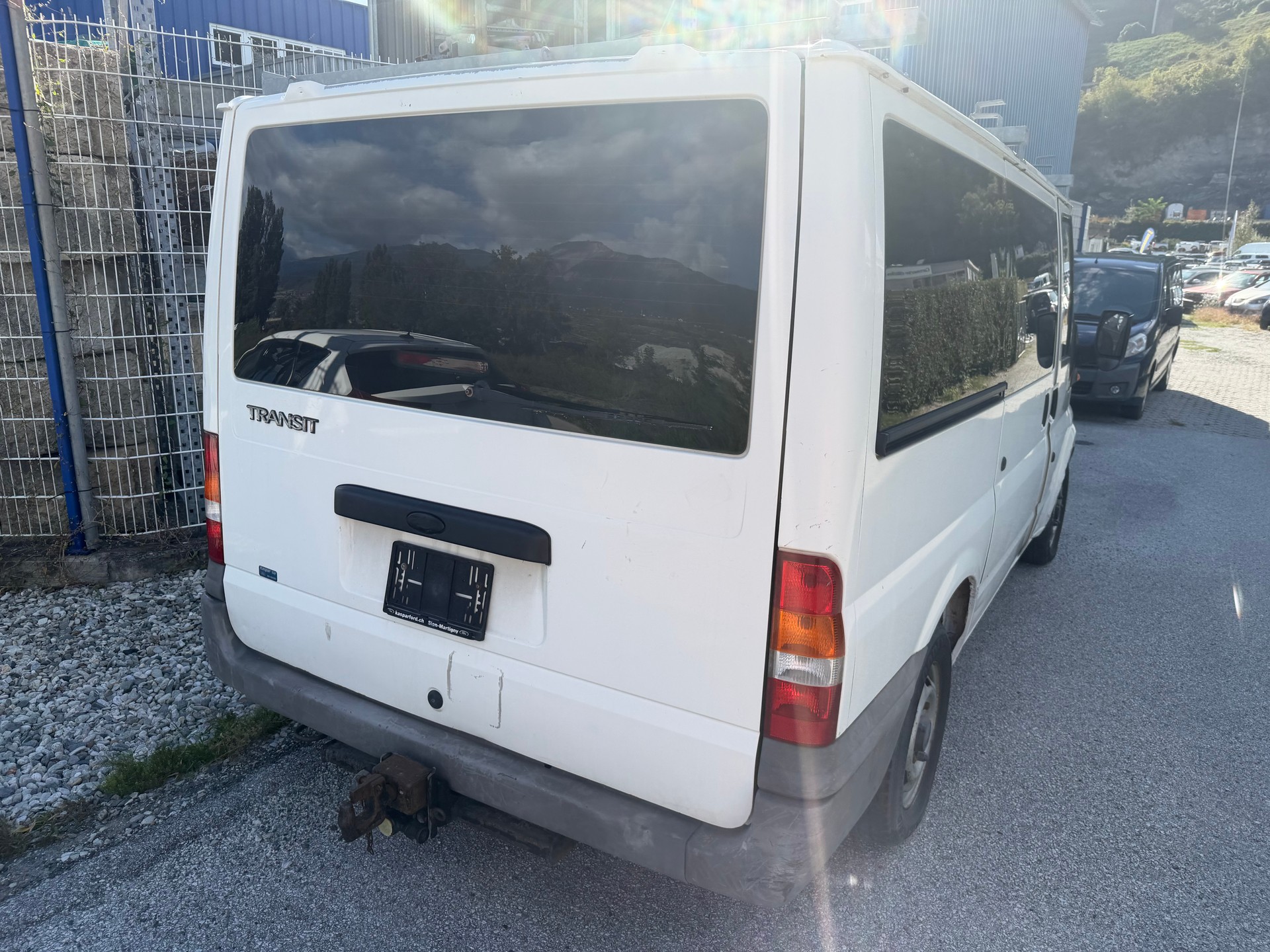 FORD Transit 2.0TD 260 S Combi-image-2