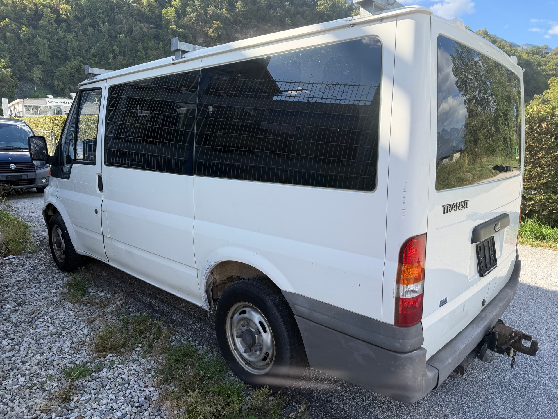 FORD Transit 2.0TD 260 S Combi-image-1