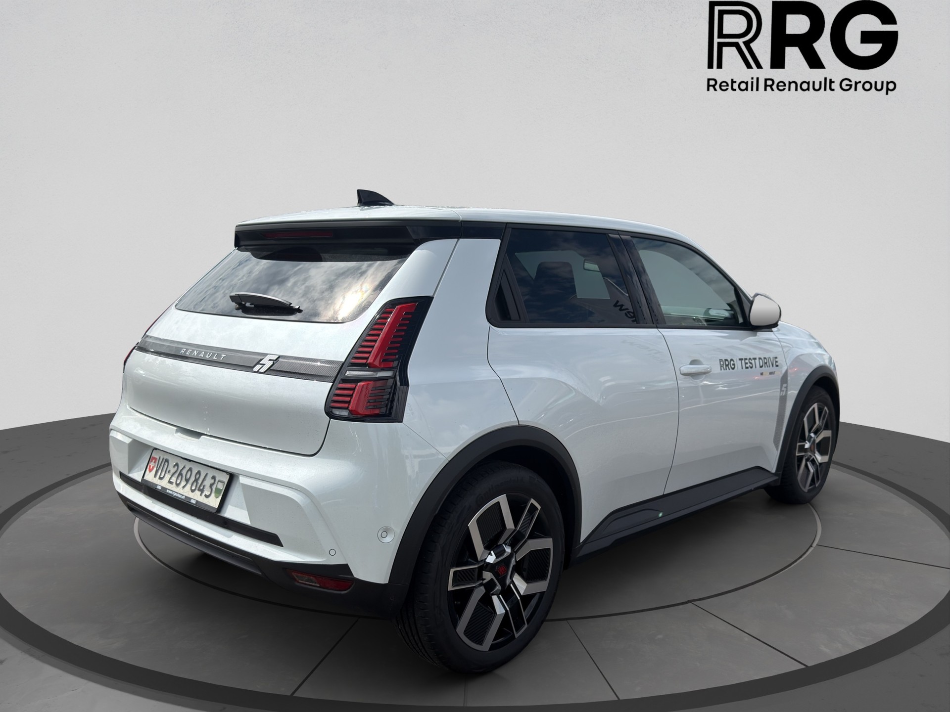 RENAULT R5 E-Tech Comfort Range 52 kWh Techno-image-2